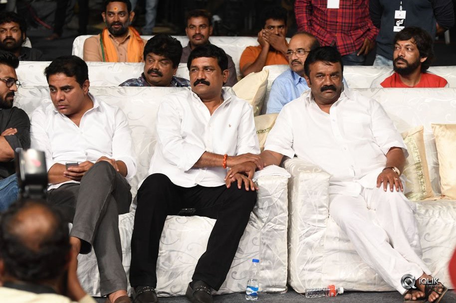 Dhruva-Movie-Pre-Release-Function